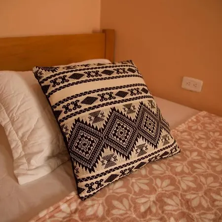 Сasa de vacaciones Great Location ! 4 Bedroom In The Heart Of *