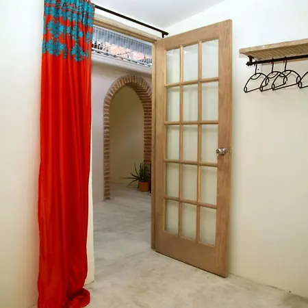 Great Location ! 4 Bedroom In The Heart Of Сasa de vacaciones Cartagena