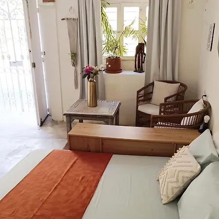 Great Location ! 4 Bedroom In The Heart Of Сasa de vacaciones *